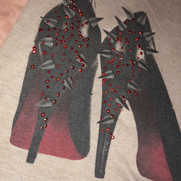 Red Bottom Tank Top - Picture 2 of 2